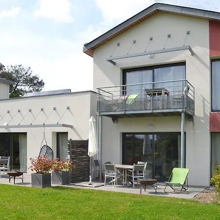 Gites & Tiny Houses Les Hauts De Toulvern Baden Room photo