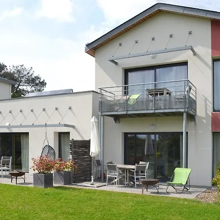 Gites & Tiny Houses Les Hauts De Toulvern Baden Room photo