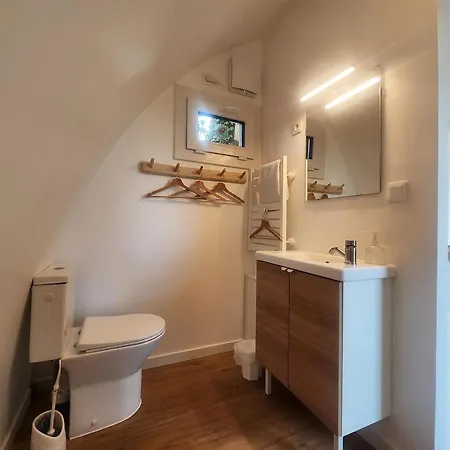 Gites & Tiny Houses Les Hauts De Toulvern Baden Room photo