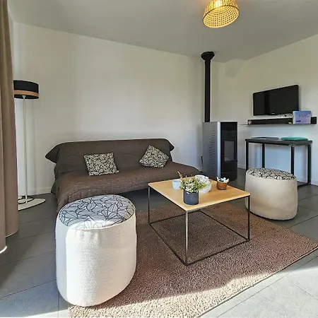 Gites & Tiny Houses Les Hauts De Toulvern Baden Room photo