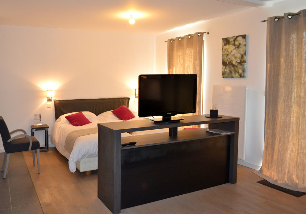Gites & Tiny Houses Les Hauts De Toulvern Apartment